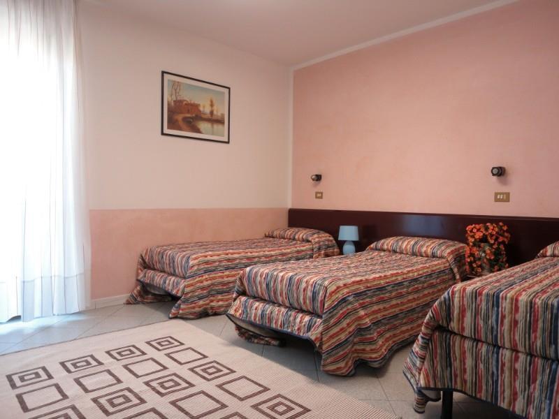 Eurhotel Флоренция Стая снимка