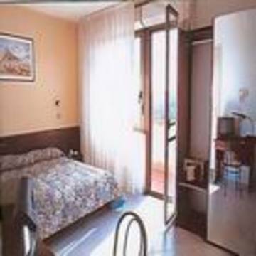 Eurhotel Флоренция Стая снимка